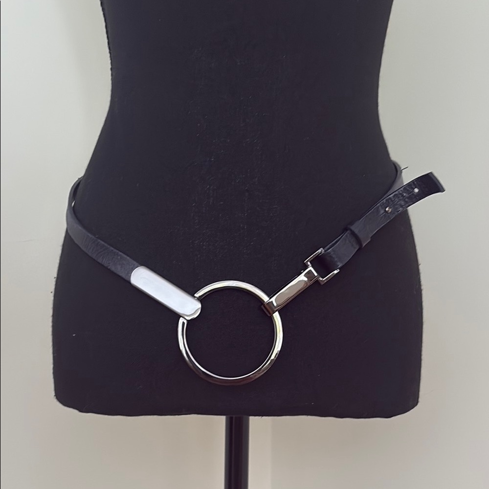 Elegant Black Leather Belt with Silver Accent